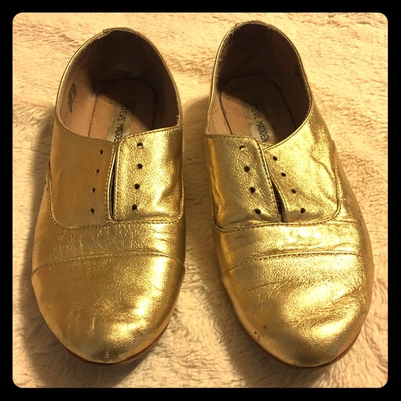 Steve Madden Shoes - Gorgeous Steve Madden Gold Leather Loafers -Sz 9